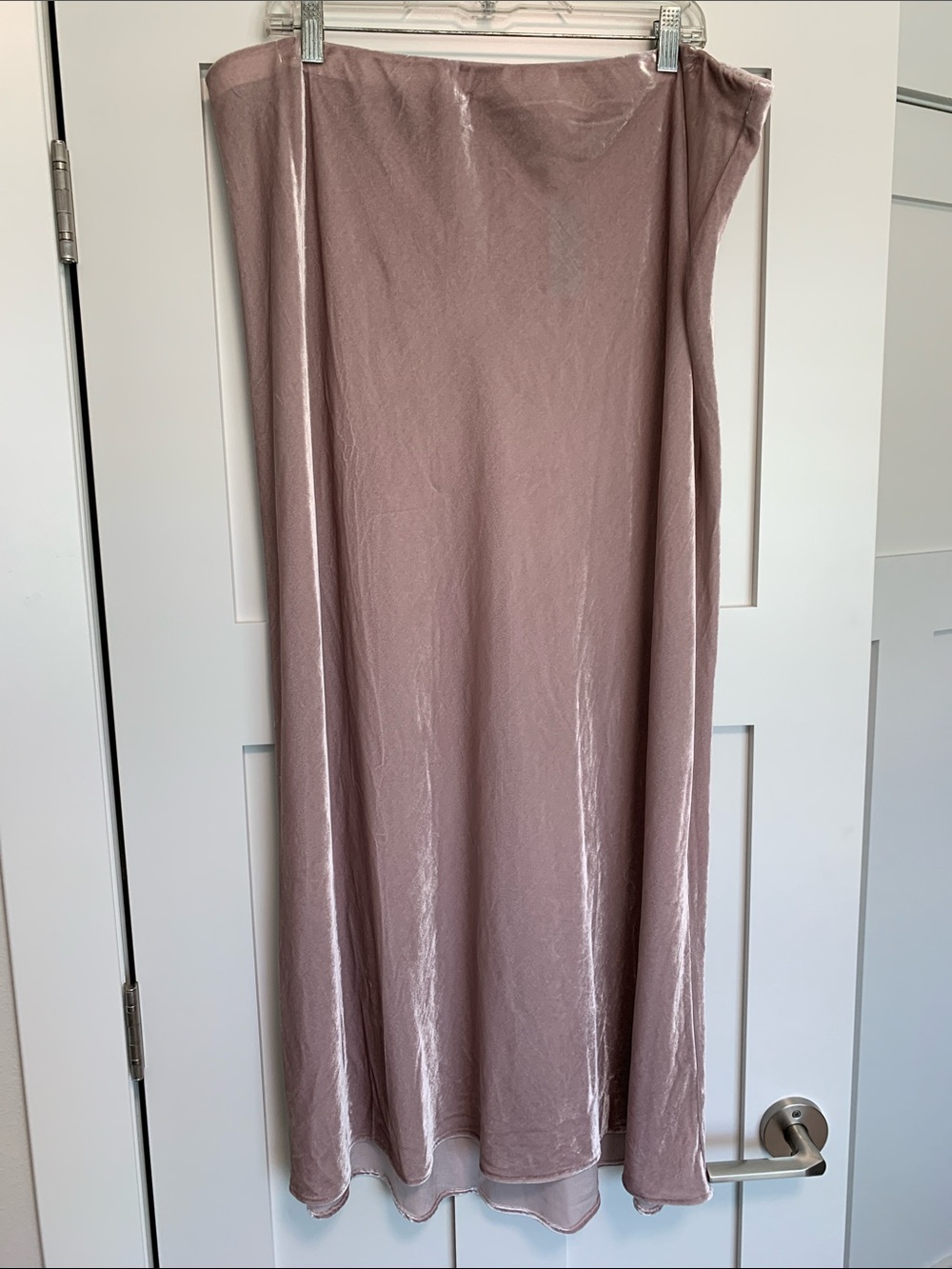 Anthropologie Velvet Maxi Skirt in Dusty Mauve